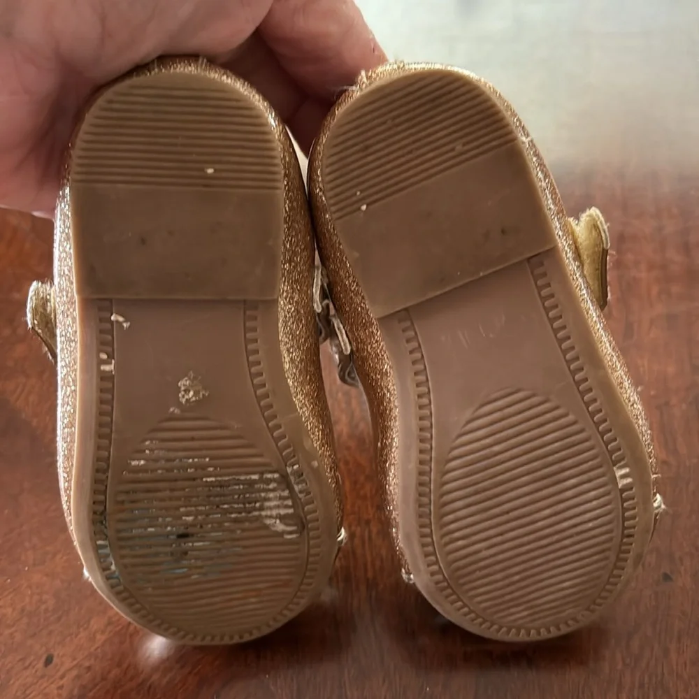 Gymboree gold glitter shoes, size 5